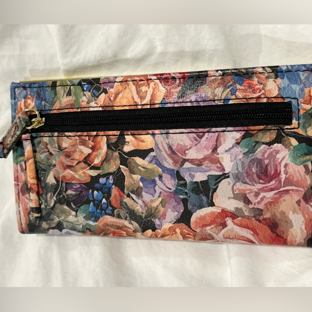 Mundi Floral w/ Gold trim RFID bifold Wallet-Made in India